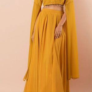 Indya skirt only size small